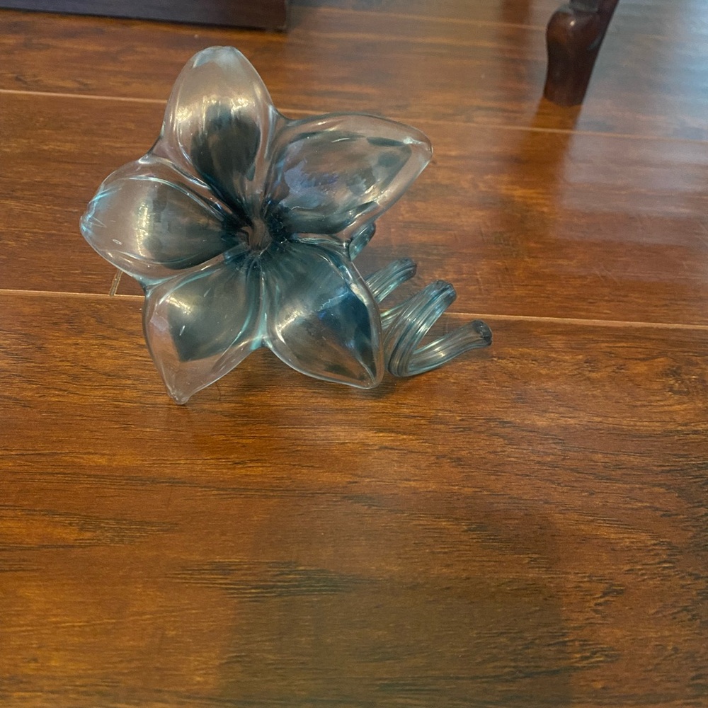Elegant Glass Flower Accent